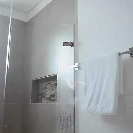 Lujoso Apto Piso 26 Con Vista Al Caribe Apartamento *